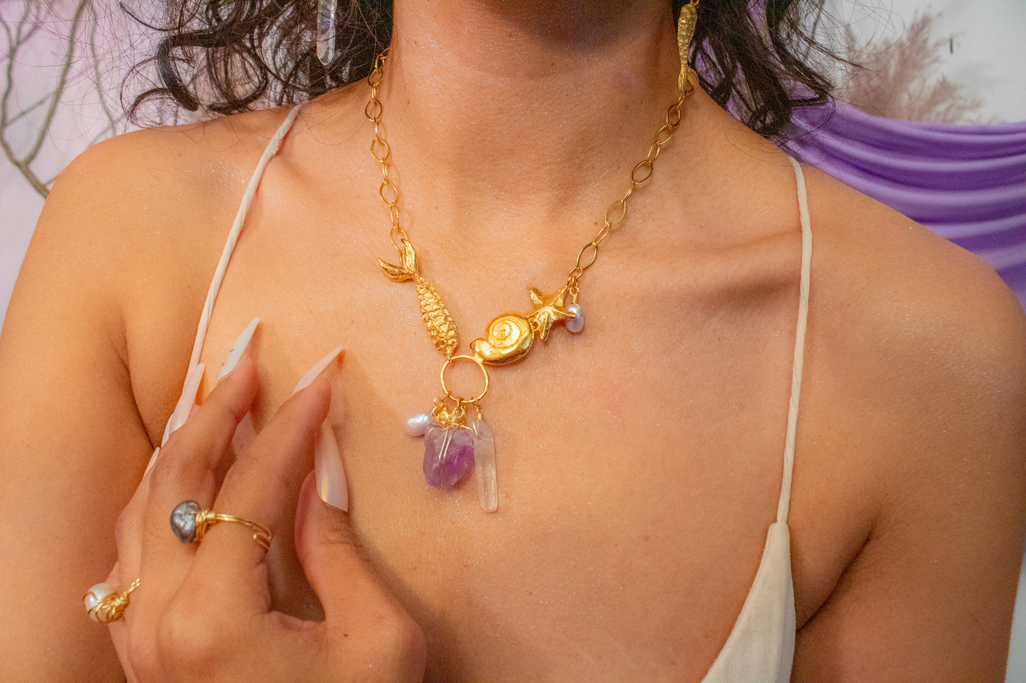 Itza. Necklace with amethyst, white quartz and pearls