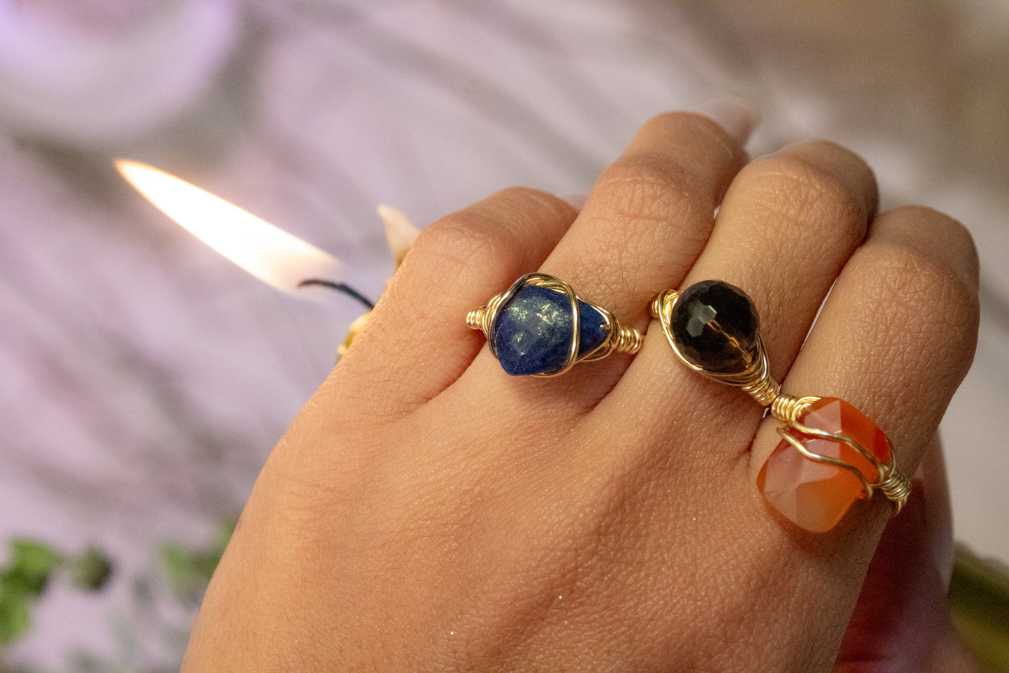 Akna. Anillo con ágata cornalina