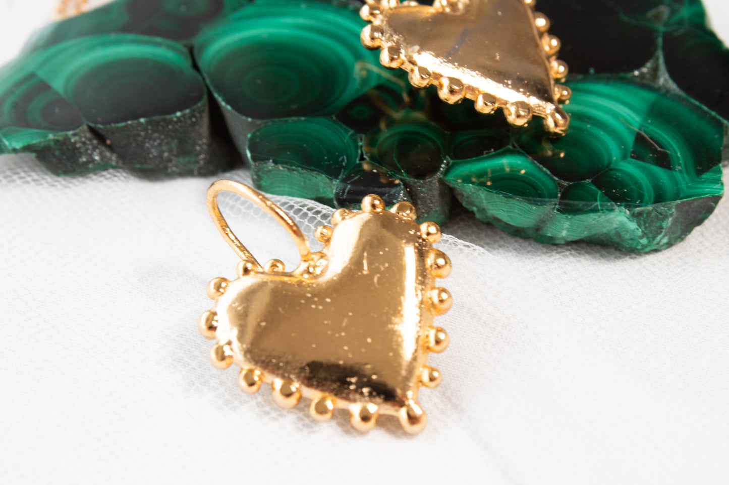 Corazón de luz. Aretes de corazón.
