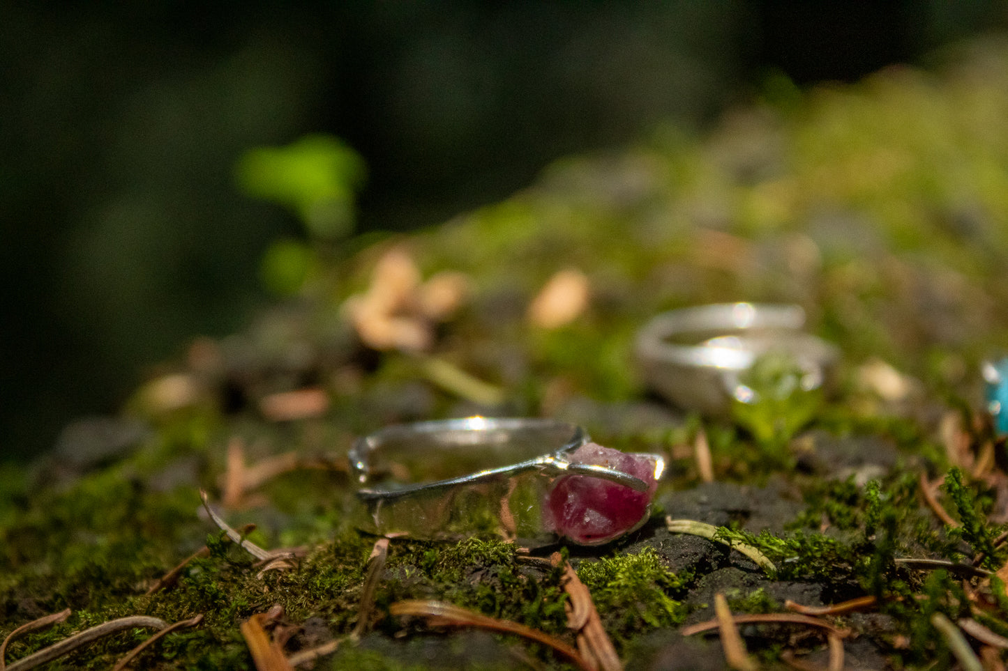 Anillo Sur. Turmalina rosa (rubelita) - Color Mineral