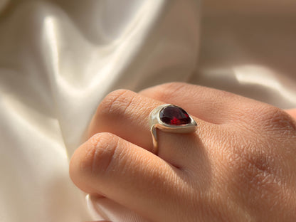 Anillo granate gota - Color Mineral