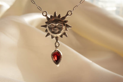 Collar sol. Granate - Color Mineral