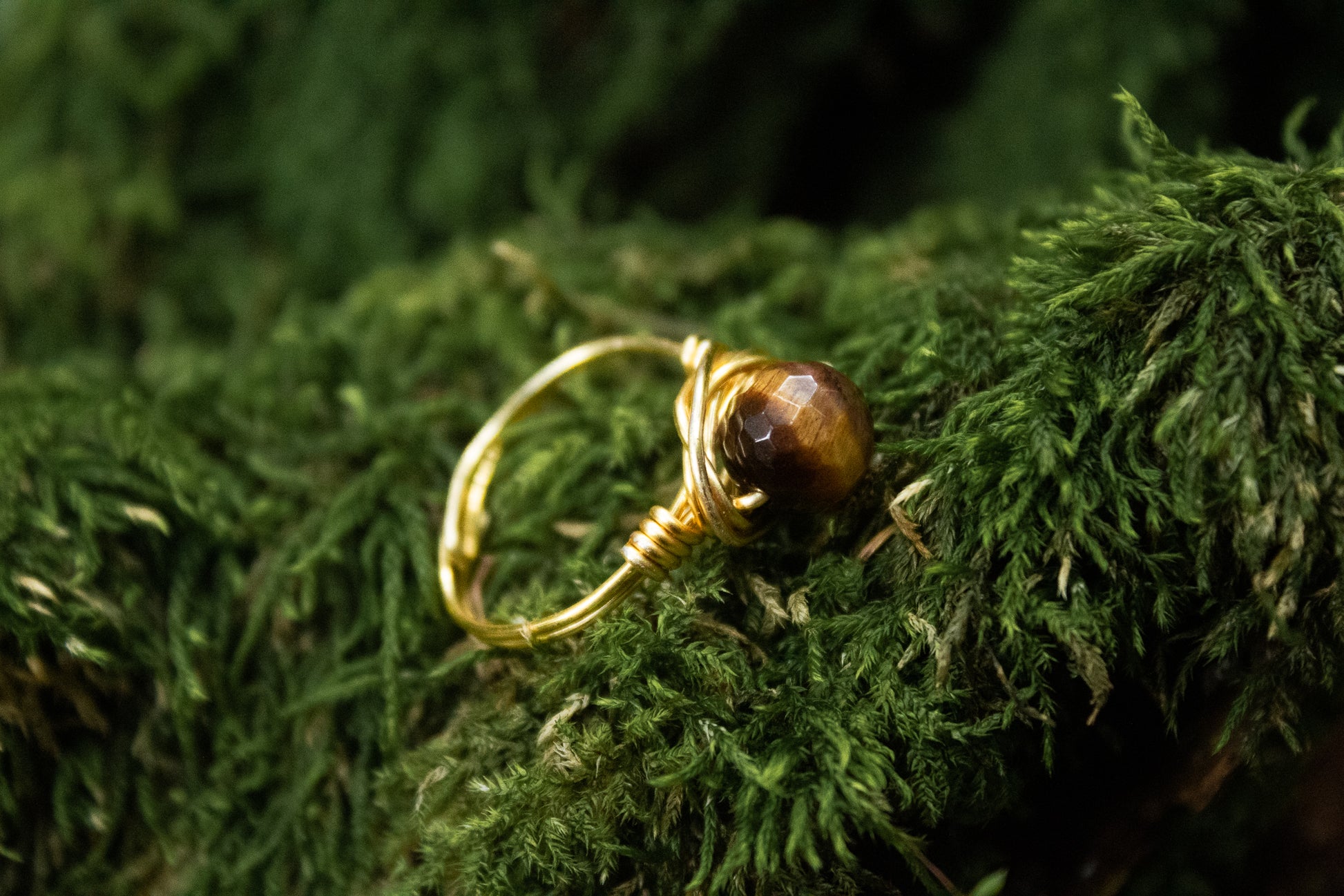 Anillo de Ojo de Tigre - Color Mineral